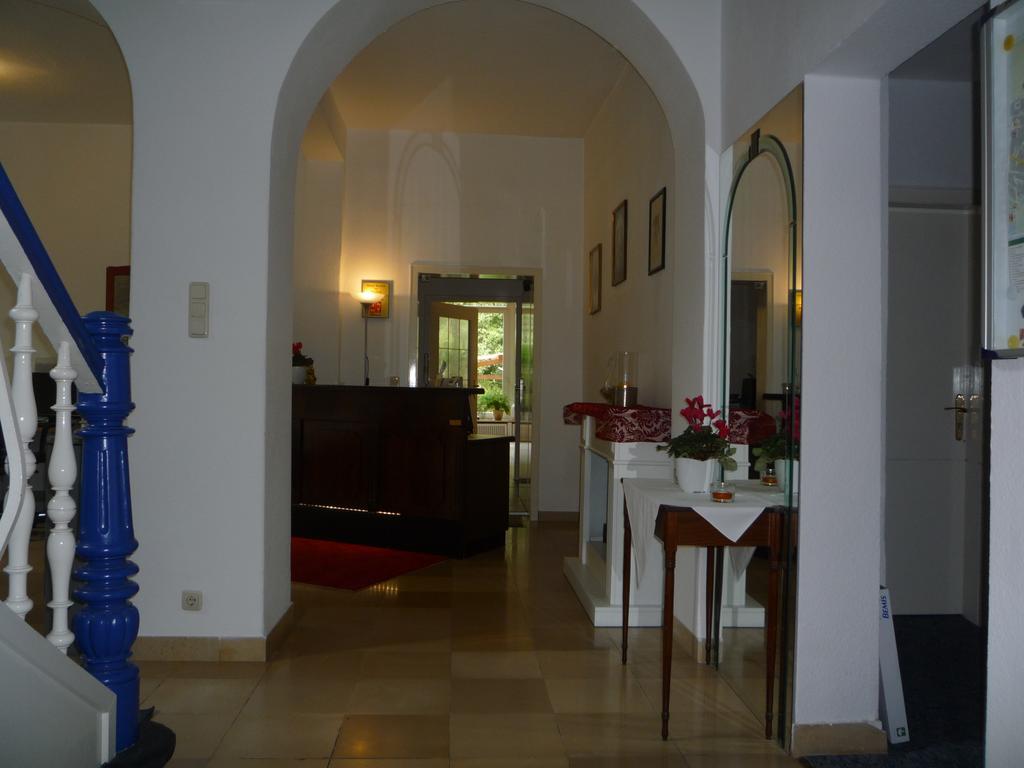 Hotel Carolinenhof Bad Pyrmont Buitenkant foto